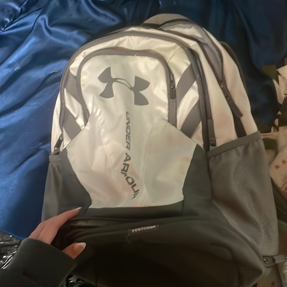 white/gray unisex underarmour backpack
